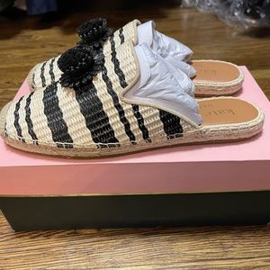 Kate spade black and natural slides